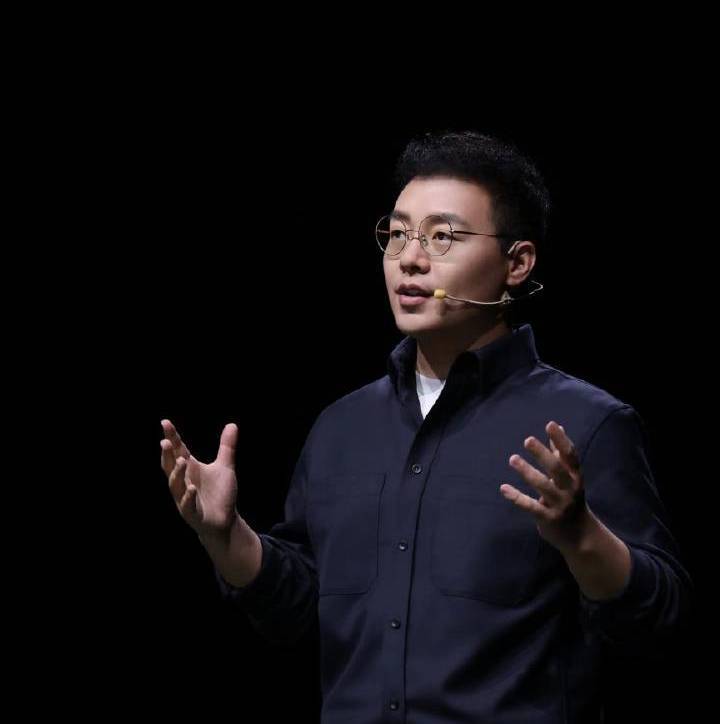 早报iPhone SE 4 规格爆料：搭载 A易倍体育 EMC易倍16 Bionic一加和 OPPO 将引入 Gemini 模型问界 M5 实车曝光(图3)